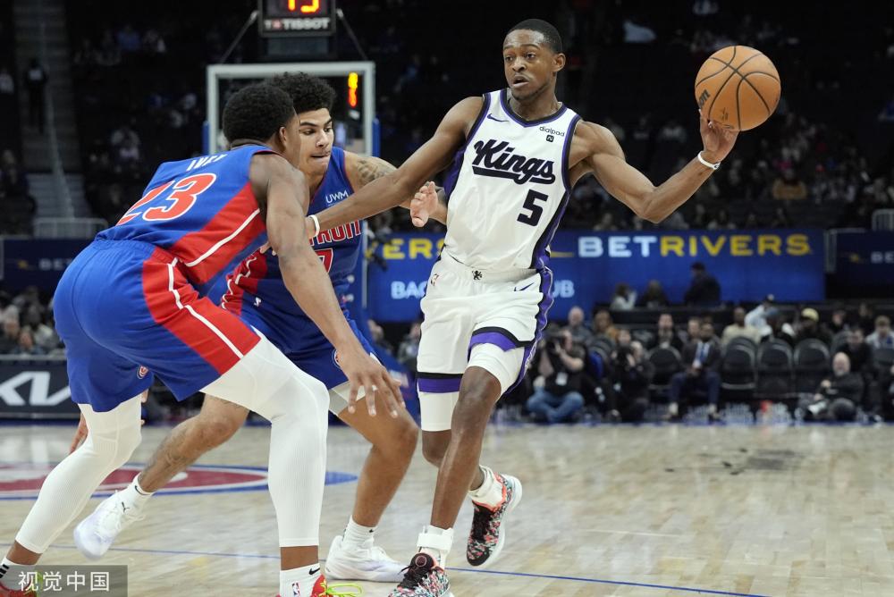 断刷新着球 断刷新着球